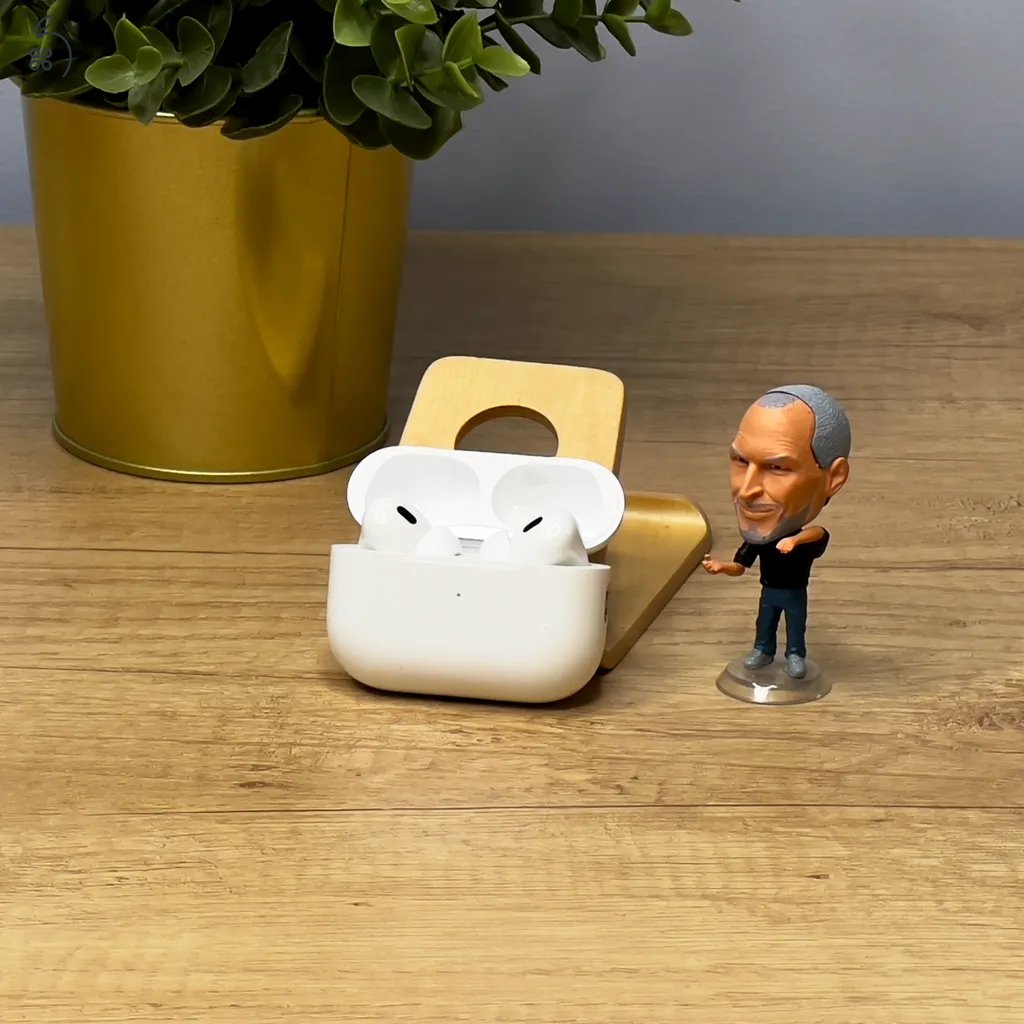 MacSzerez.com - Apple AirPods Pro 2 Lightning / MagSafe töltőtok / Garancia