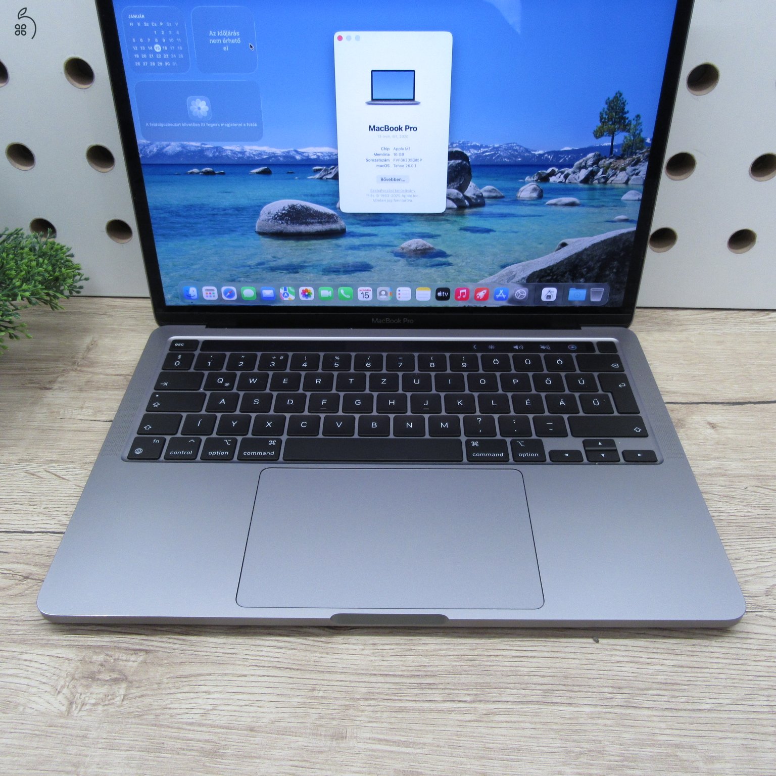 Apple MacBook Pro 13 M1 Touch Bar (2021) 16GB/1TB használt, karcmentes, akku 87%