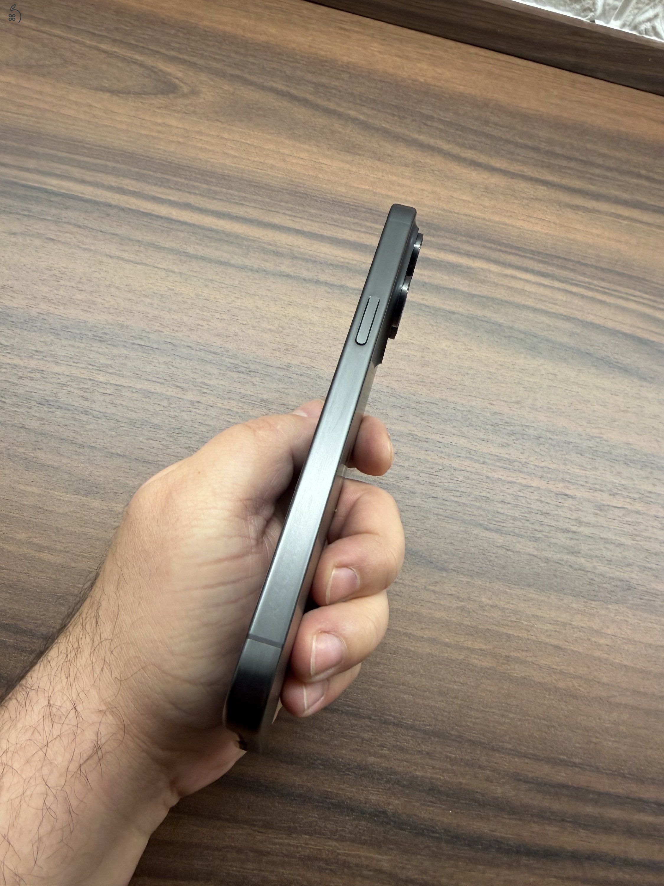 Eladó Apple iPhone 15 pro max 256GB, Fekete titán, Kártya független, Garanciális 2027.04.02.!