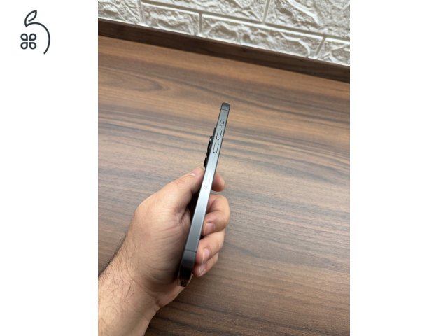 Eladó Apple iPhone 15 pro max 256GB, Fekete titán, Kártya független, Garanciális 2027.04.02.!