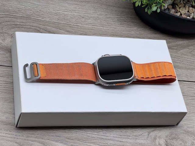 Hibátlan Apple Watch Ultra 1 49mm 2 ÉV Garanciával Számlával 90% Akku