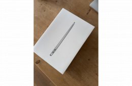 MacBook Air 13