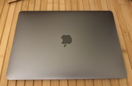 Macbook Air M1 8GB RAM 512GB SSD US billentyűzet