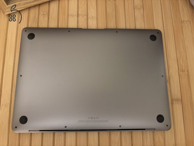 Macbook Air M1 8GB RAM 512GB SSD US billentyűzet