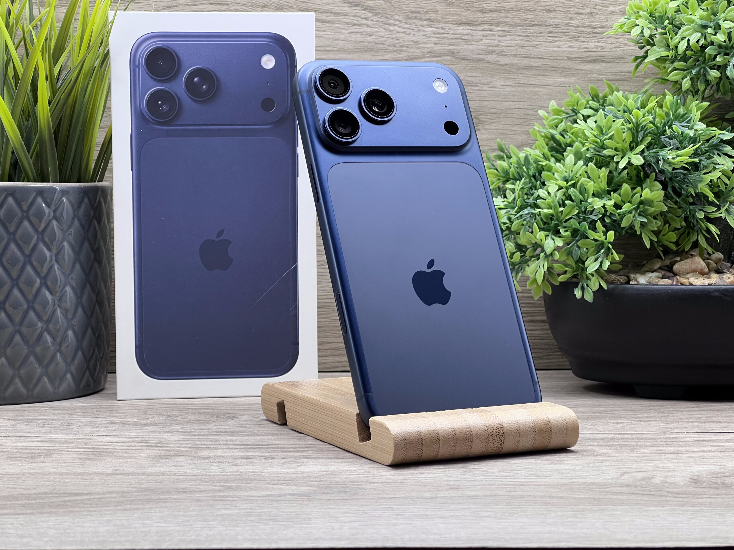 Hibátlan iPhone 17 Pro Max 256GB 2 ÉV Garanciával Számlával 100% Akku