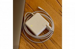 MacBook Pro 16” – I9 – 16GB RAM – 1TB SSD – MAGYAR billentyűzet