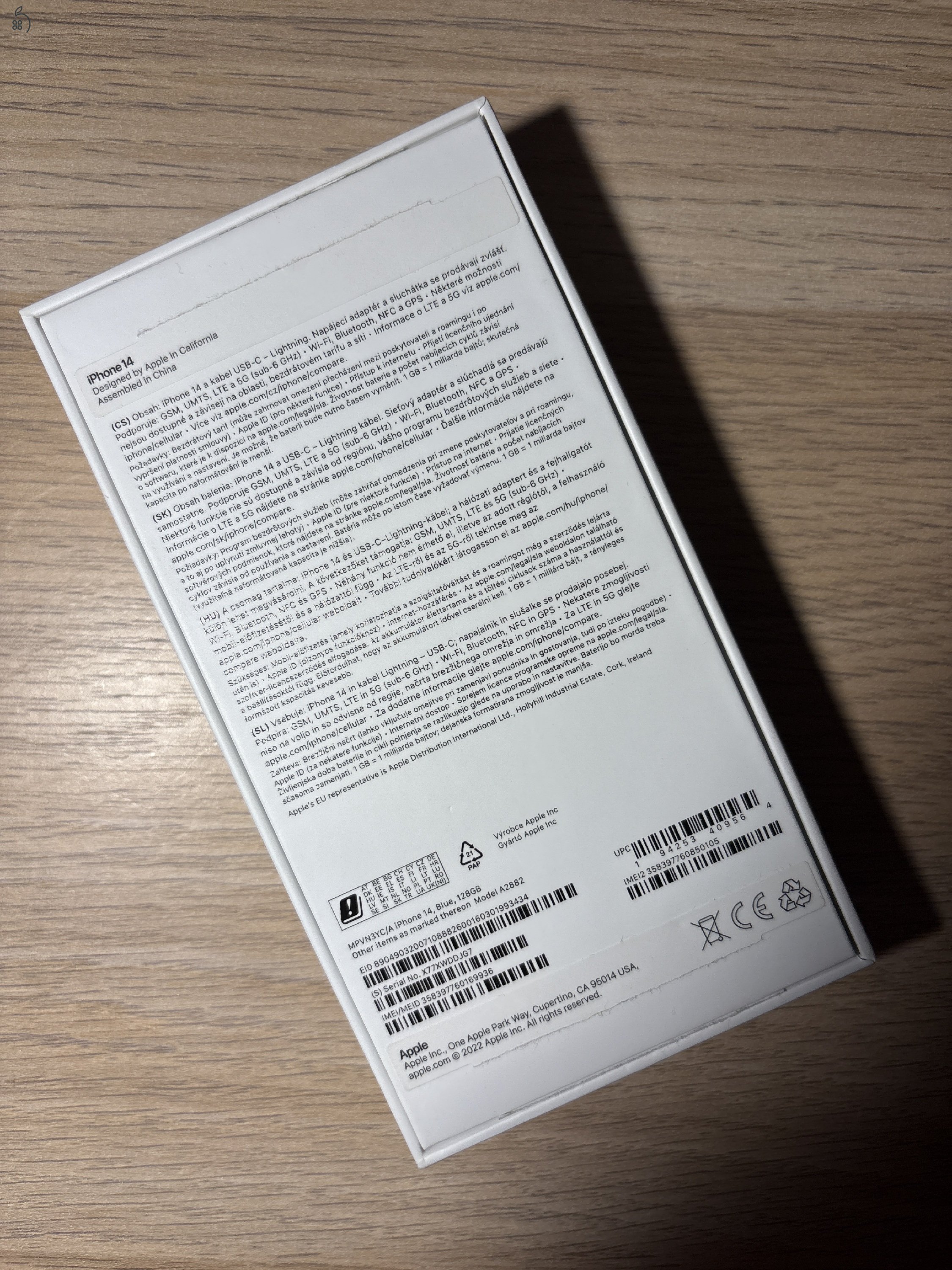 1,5 évet használt iPhone 14 telefon