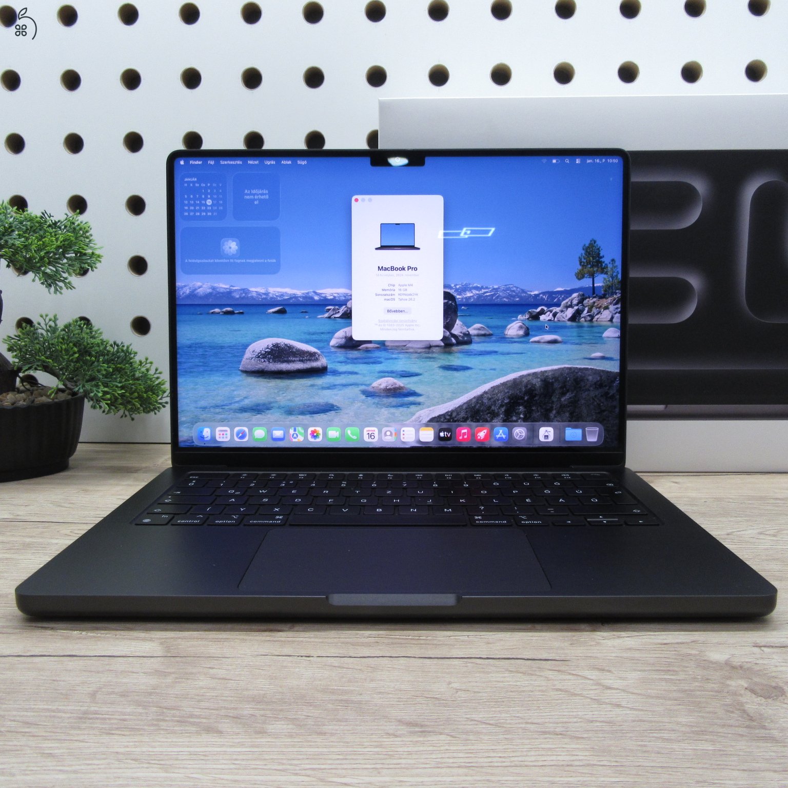 Apple MacBook Pro 14 (2024) 16GB / 512GB – használt, karcmentes – 100% akku