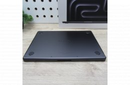 Apple MacBook Pro 14 (2024) 16GB / 512GB – használt, karcmentes – 100% akku