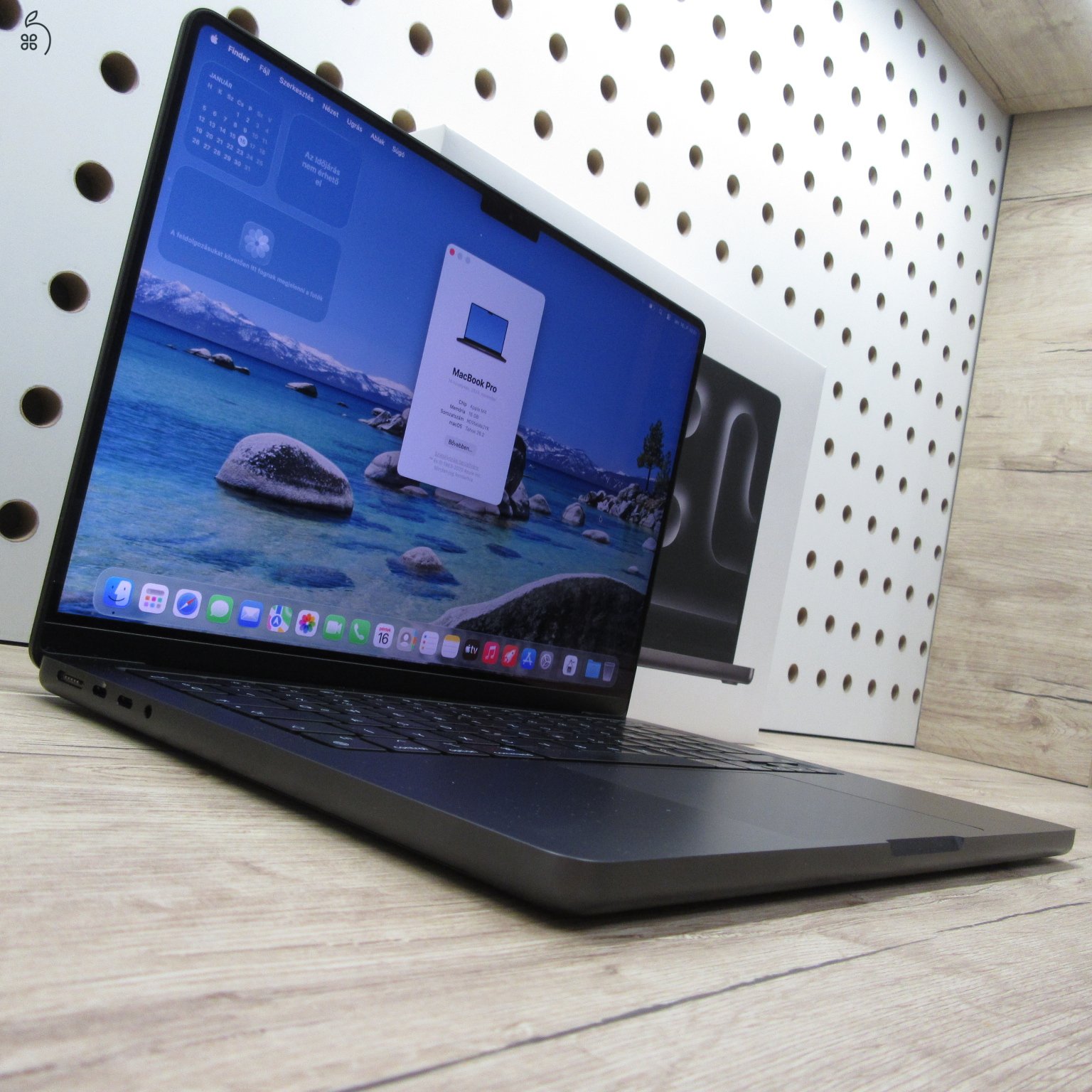 Apple MacBook Pro 14 (2024) 16GB / 512GB – használt, karcmentes – 100% akku