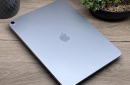 Hibátlan iPad Air 7th 13” Blue M3 128GB 2 ÉV Garanciával Számlával 100% Akku