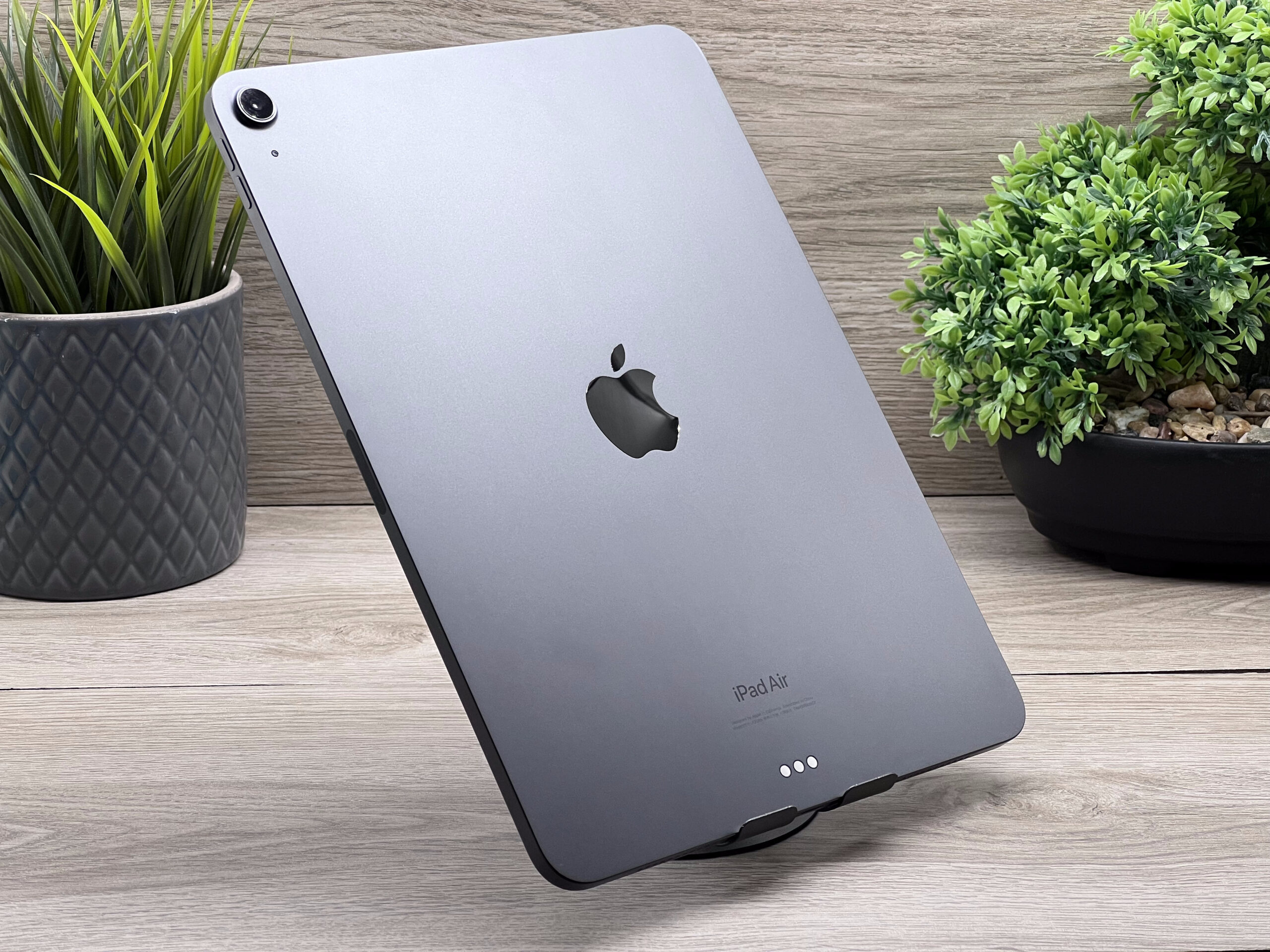 Hibátlan iPad Air 5th Space Gray M1 256GB 2 ÉV Garanciával Számlával 98% Akku