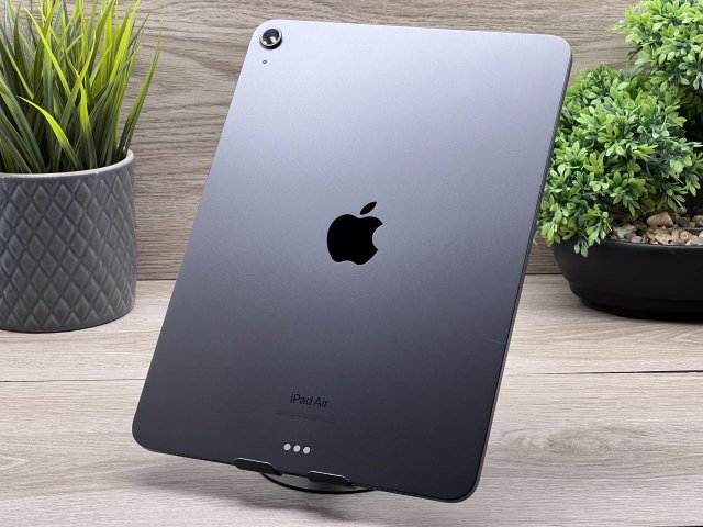 Hibátlan iPad Air 5th Space Gray M1 256GB 2 ÉV Garanciával Számlával 98% Akku