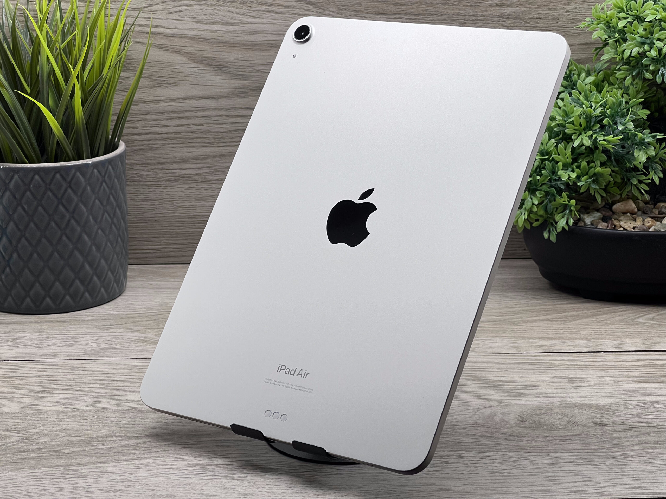 Hibátlan iPad Air 5th Starlight  M1 256GB 2 ÉV Garanciával Számlával 94% Akku