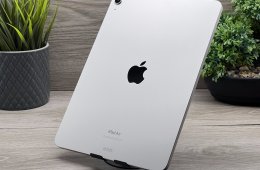 Hibátlan iPad Air 5th Starlight  M1 256GB 2 ÉV Garanciával Számlával 94% Akku
