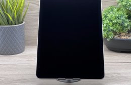 Hibátlan iPad Air 5th Starlight  M1 256GB 2 ÉV Garanciával Számlával 94% Akku