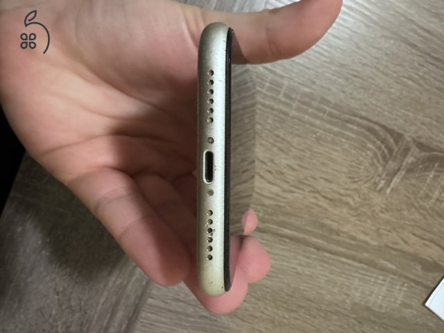 iPhone 11 64GB | FÜGGETLEN | FEHÉR