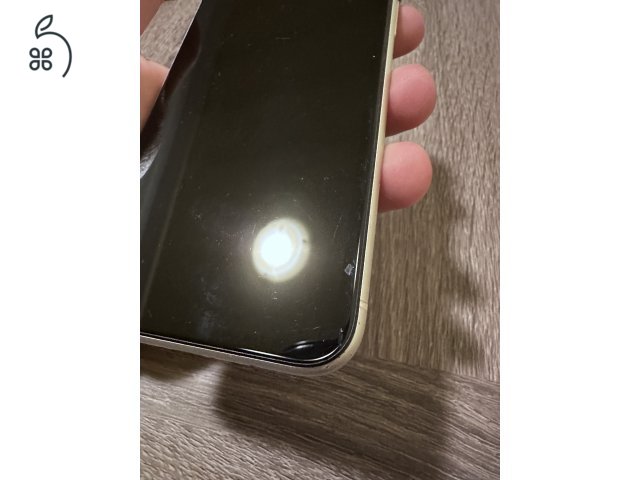 iPhone 11 64GB | FÜGGETLEN | FEHÉR