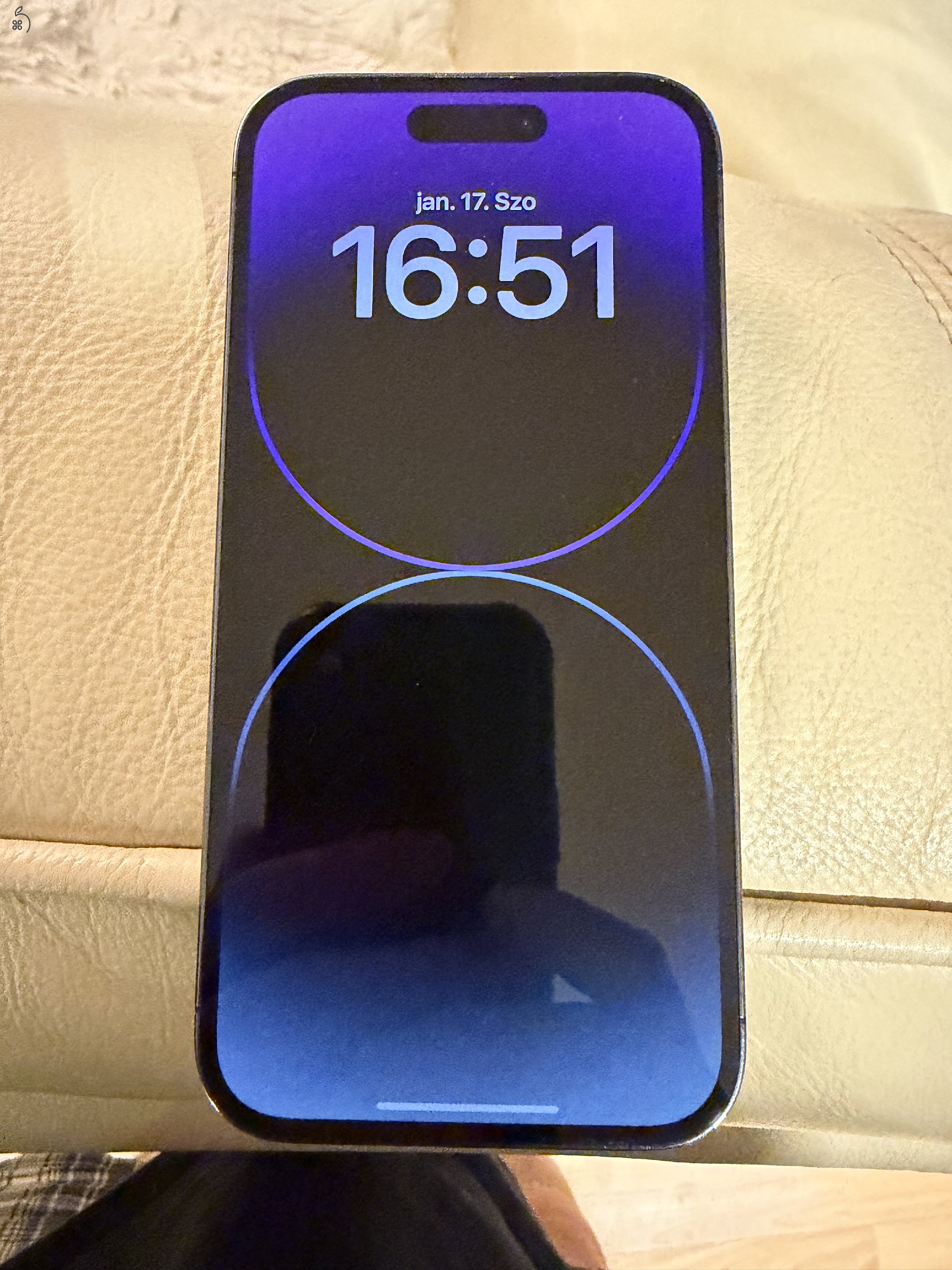 eladó iPhone 14 pro Space Black