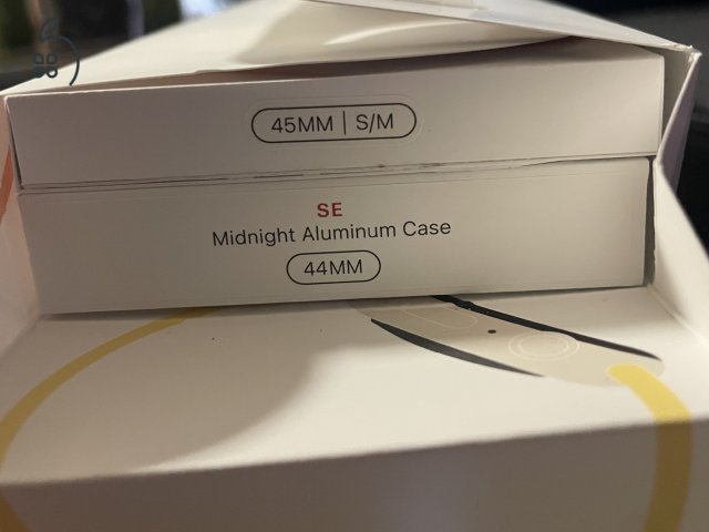 Apple Watch SE (Gen 2) 44mm Midnight Aluminium CEL/ GPS / LTE