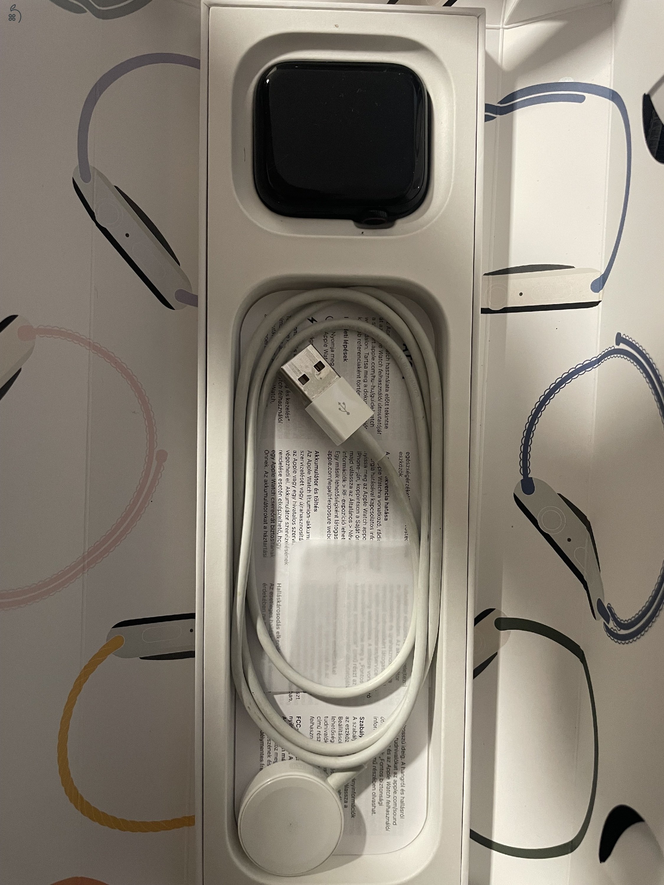 Apple Watch SE (Gen 2) 44mm Midnight Aluminium CEL/ GPS / LTE