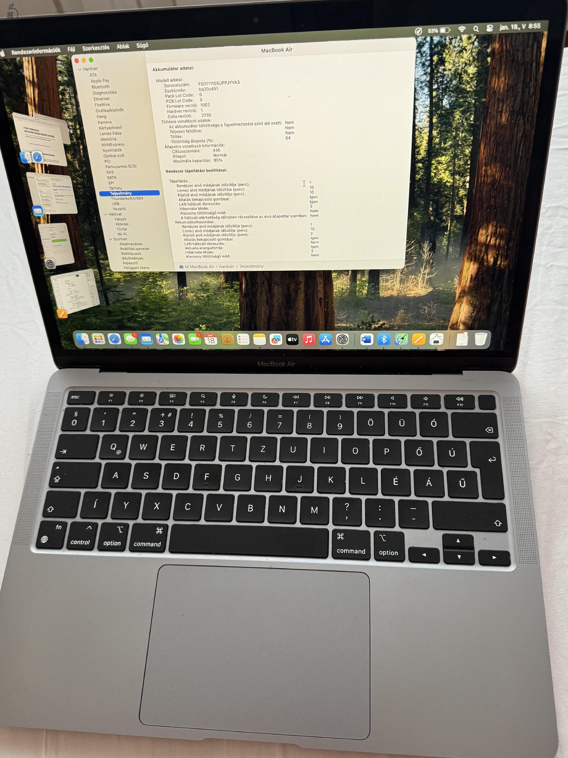 Spacegray  256/8 M1 proci, magyar billentyűzet, 2021-ben vásárolt laptop eladó