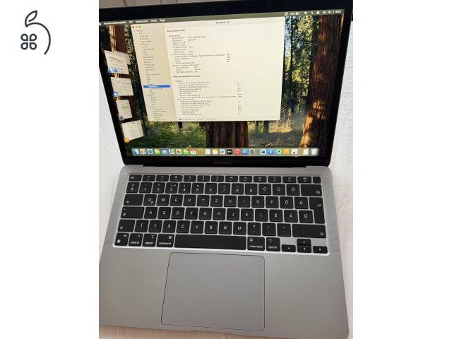 Spacegray  256/8 M1 proci, magyar billentyűzet, 2021-ben vásárolt laptop eladó