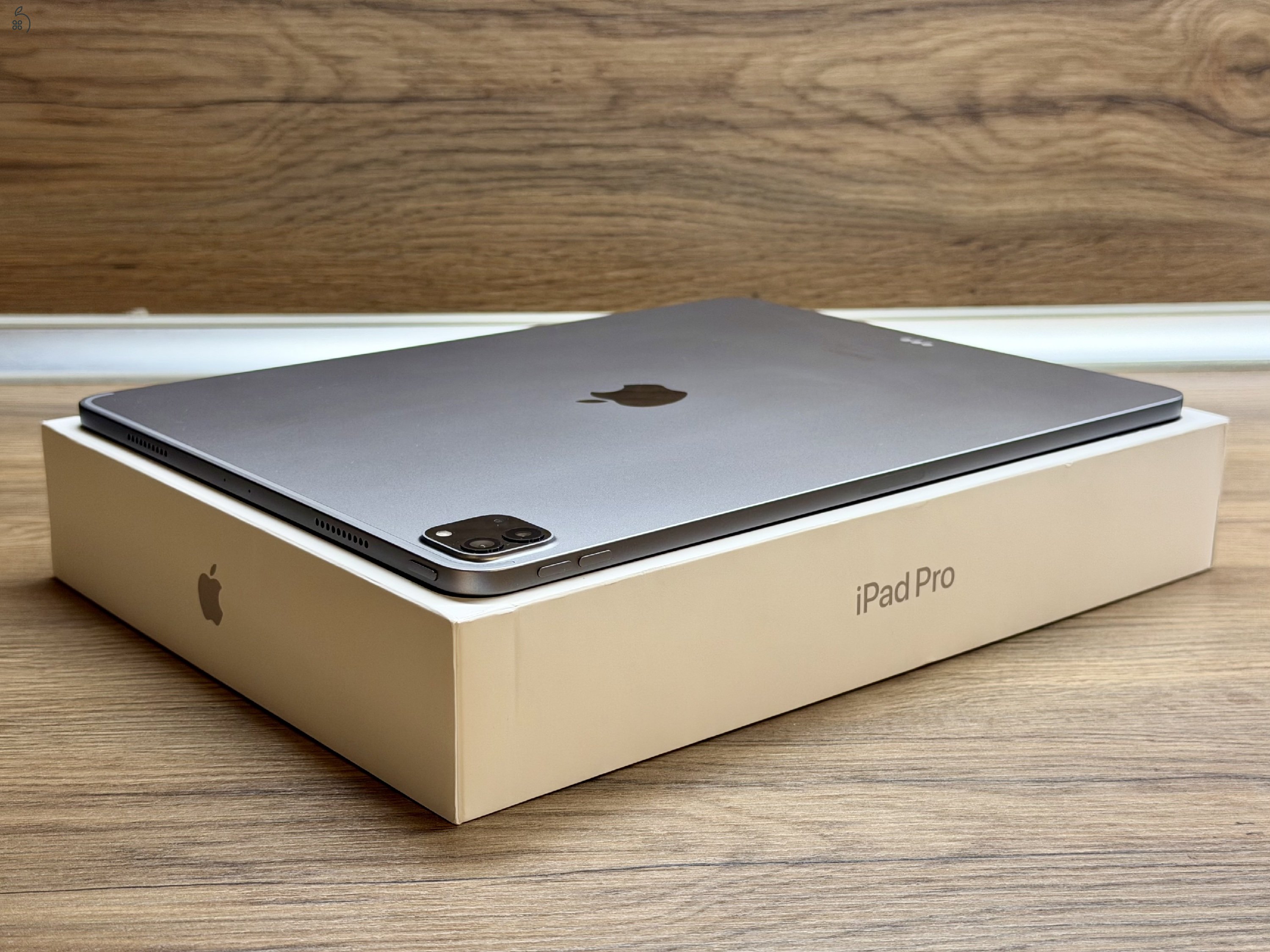 iPad Pro 12.9 128GB M2 6. generáció Fekete / Space Gray - garanciális, kifogástalan állapot!