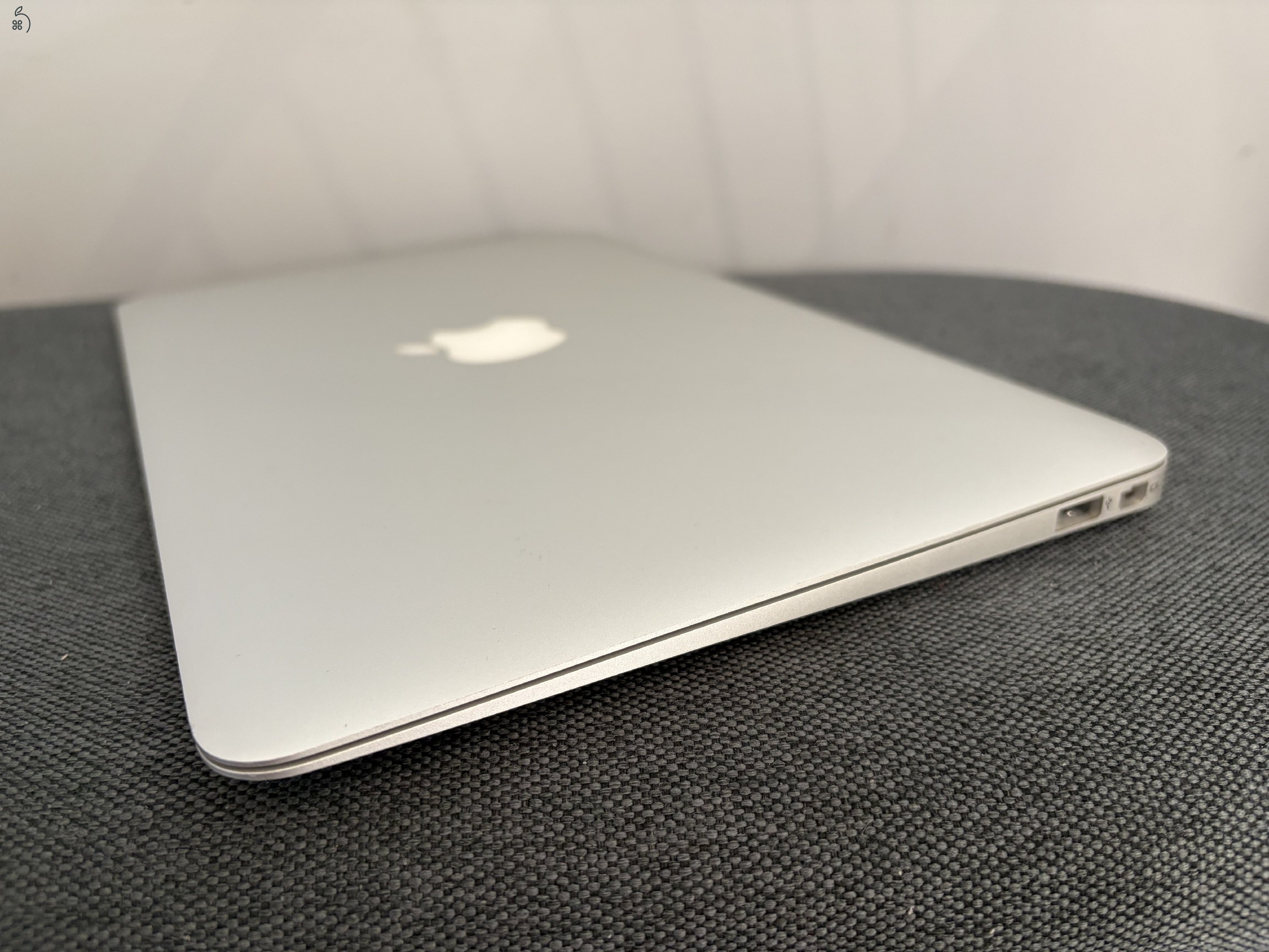 Apple MacBook Air 11