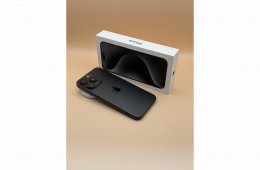iPhone 15 Pro Max – Karcmentes, Hibátlan Állapot, Doboz + Tartozékokkal