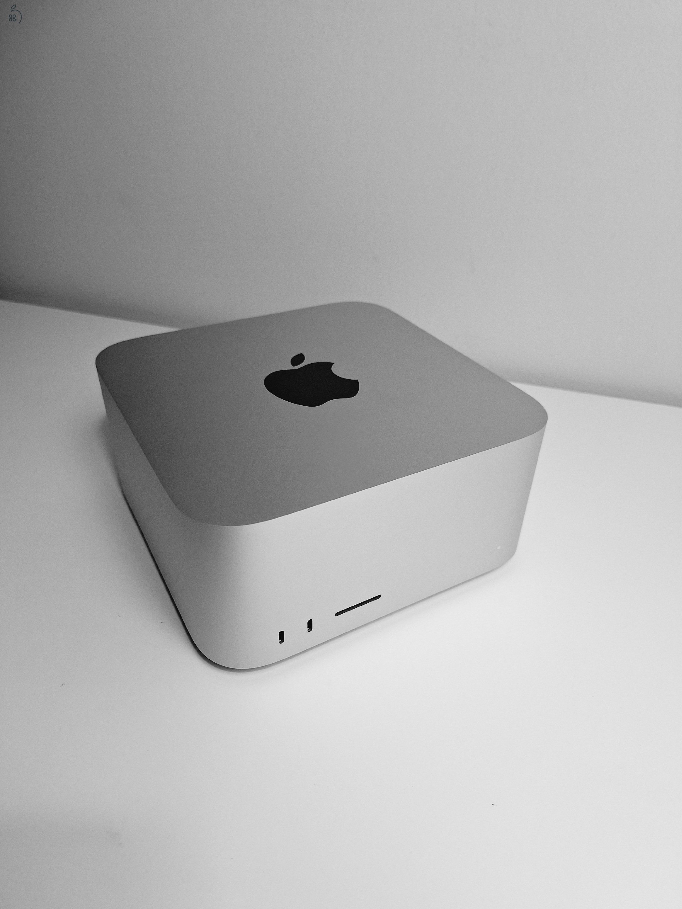 Apple Mac Studio M1 Max - 32GB RAM, 512GB SSD