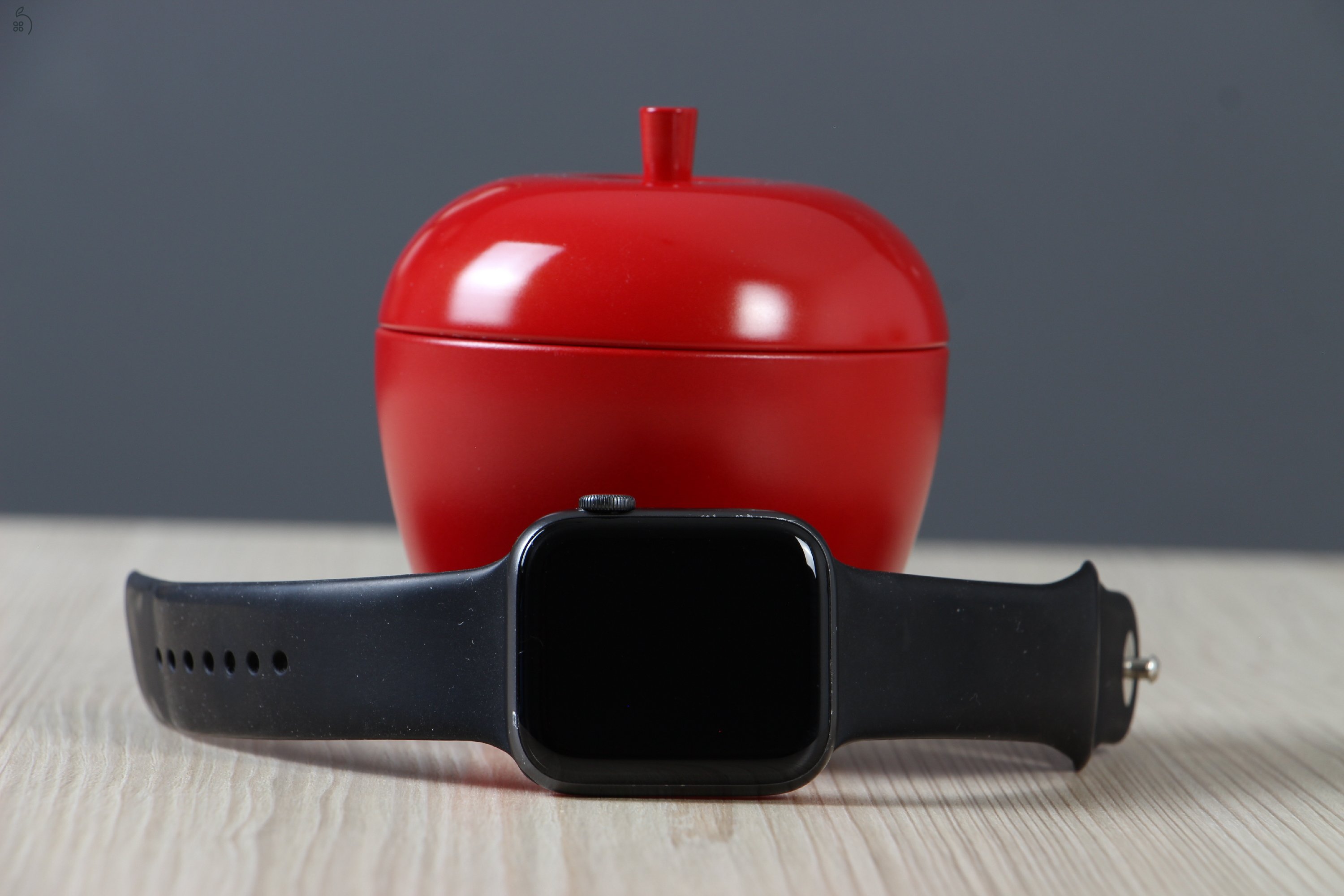 Apple Watch S6 44mm Black Cellular C+ US-7477