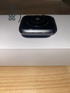 Eladó, használt— Apple Watch Series 5–Space Gray Aluminium Case, Black Sports Band—44MM