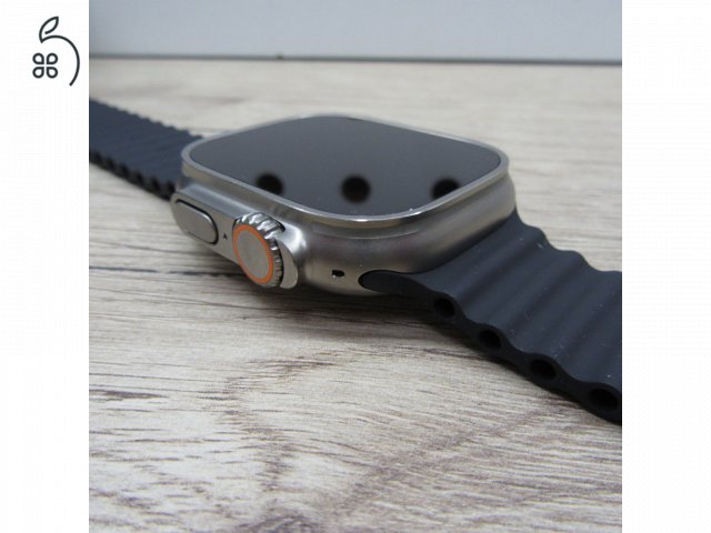 Apple Watch Ultra 49 mm használt, karcmentes, 93% akku, 6 hónap garancia