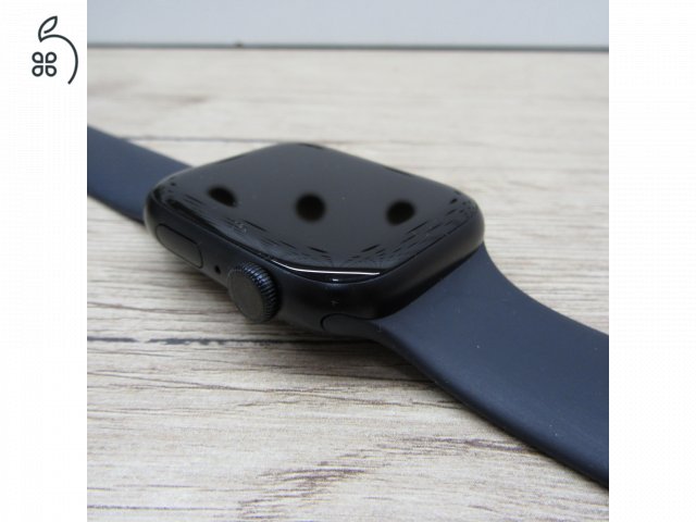 Apple Watch Series 9 45 mm használt, karcmentes, 100% akku, 6 hónap garancia