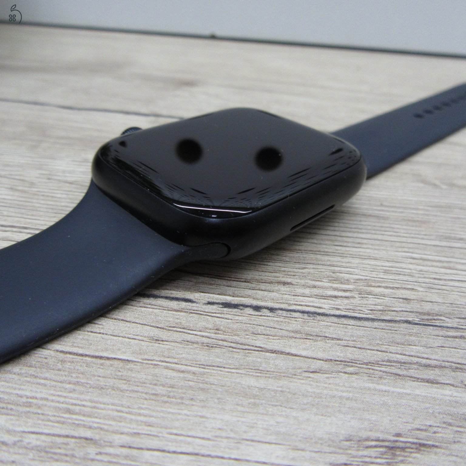 Apple Watch Series 9 45 mm használt, karcmentes, 100% akku, 6 hónap garancia