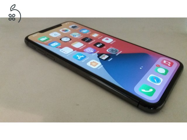 Hibátlan Apple iPhone 11 PRO MAX - 64GB - 83%-os aksi - ZÖLD színben ! ! !