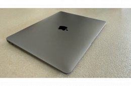 MacBook Air M1 2020 Space grey