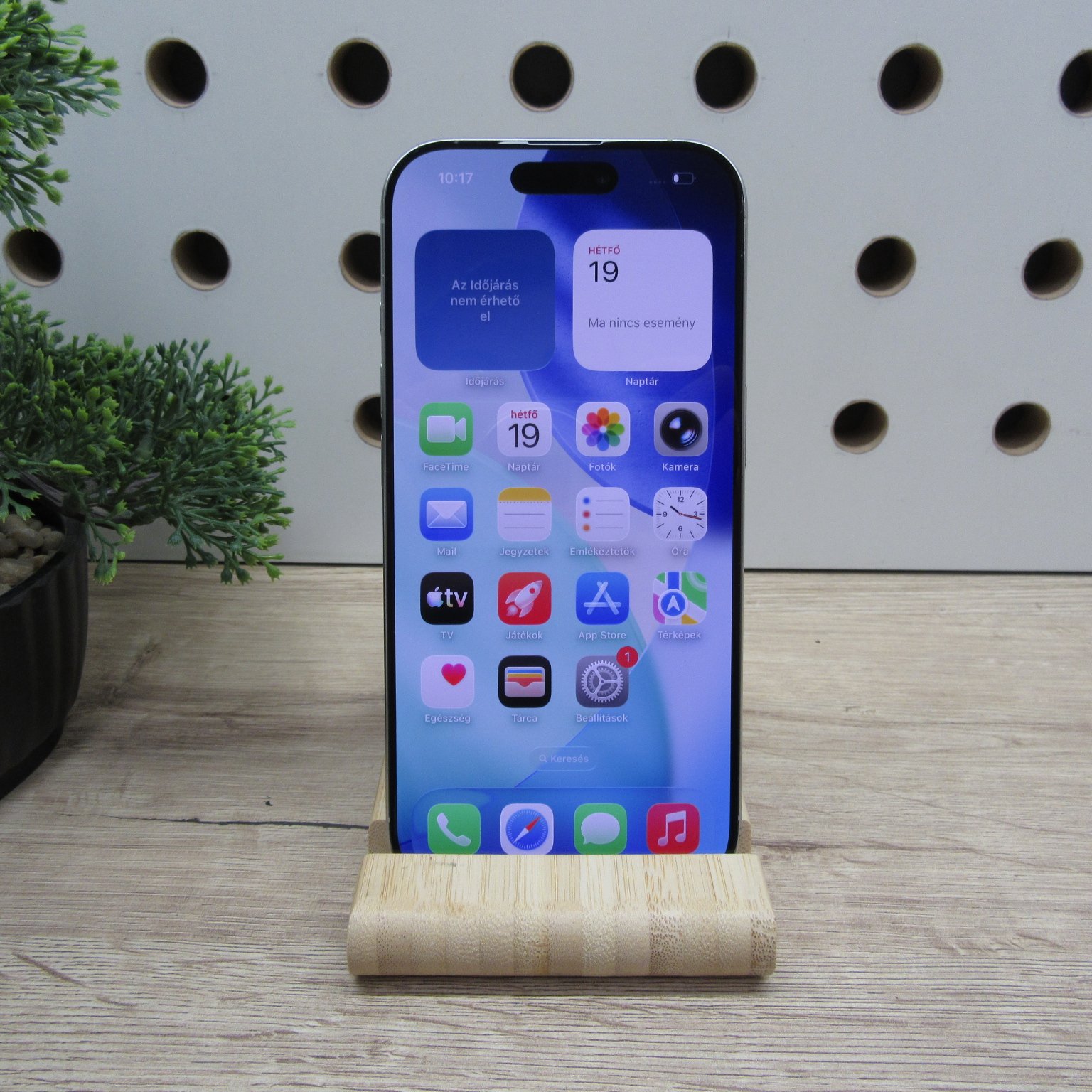 Apple iPhone 16 Pro 128GB White használt, megkímélt, 92% akku, 6 hónap garancia