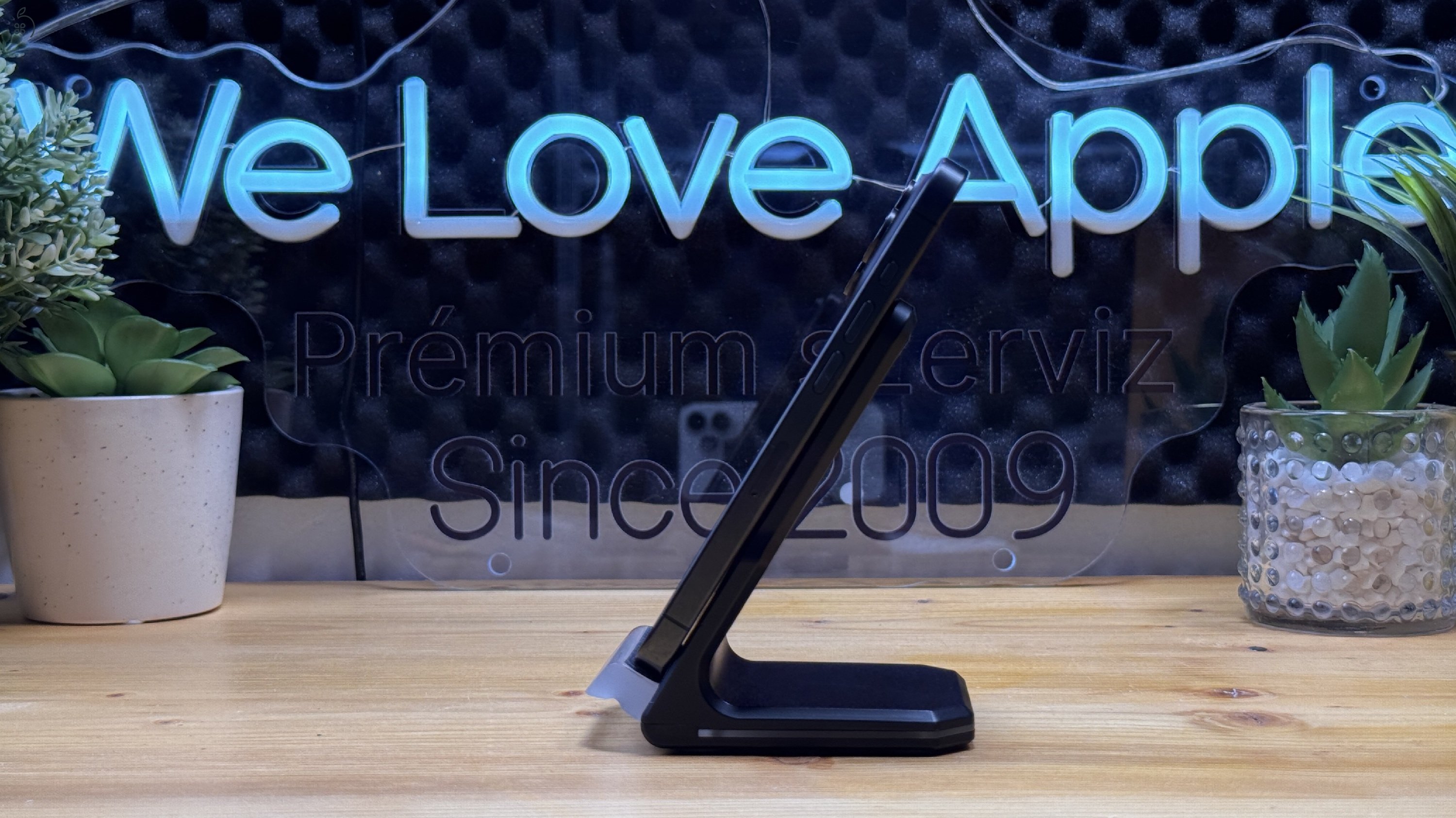 iPhone 15 Pro 256GB Fekete, Független - Garancia, Számla