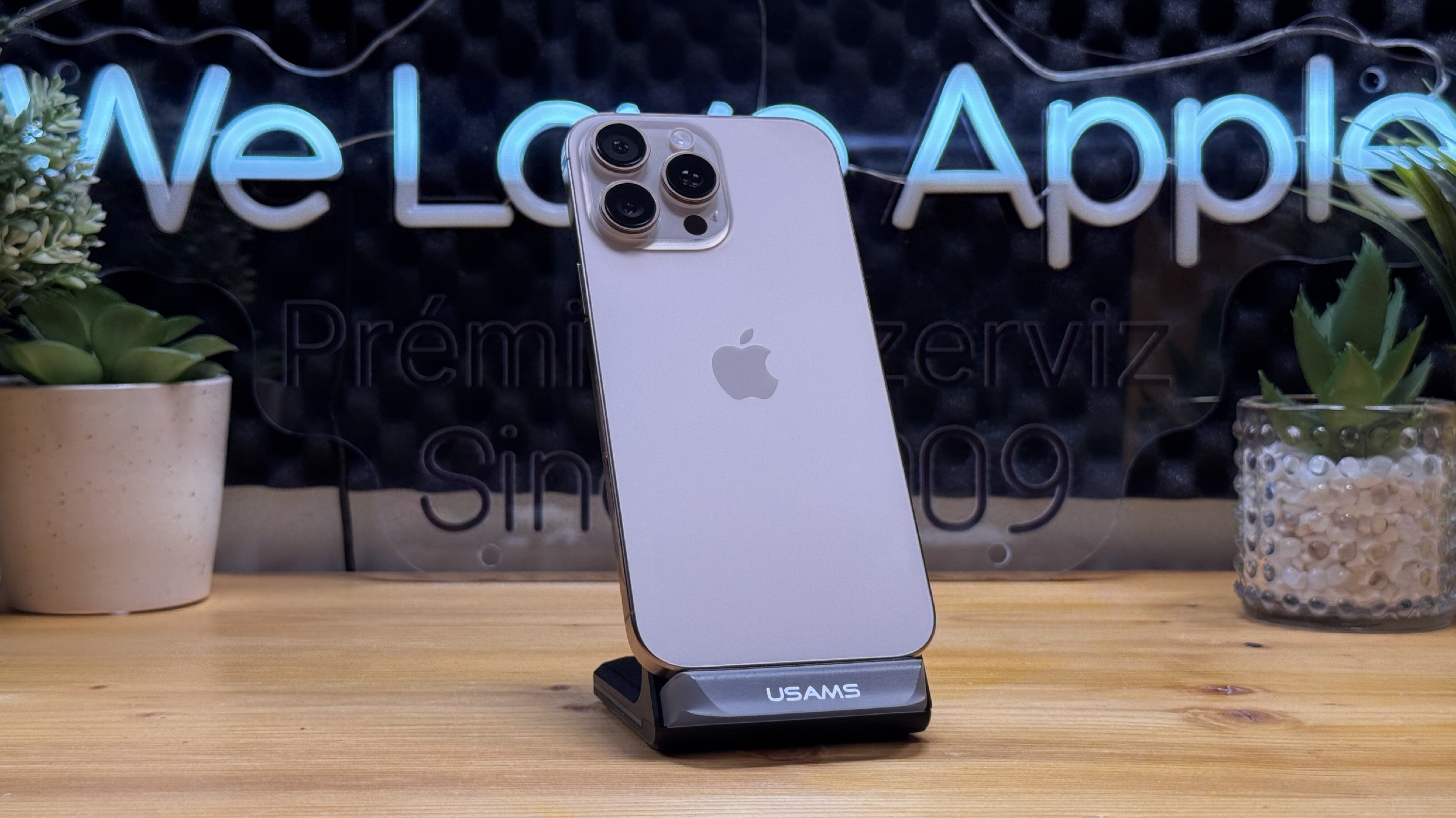  iPhone 16 Pro Max 256GB Sivatagi Titán, Független - Garancia, Számla 