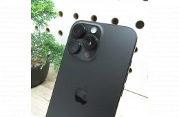 Apple iPhone 16 Pro Max 512GB Black Titanium használt, újszerű, 100% akku, garancia 2028-12-28-ig