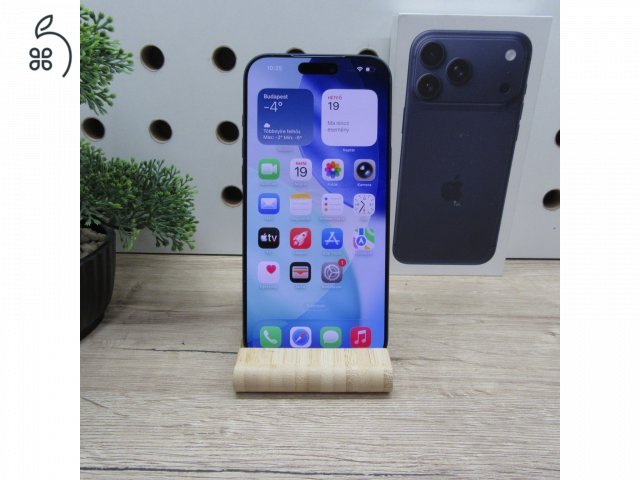 Apple iPhone 17 Pro Max 256GB Deep Blue használt, karcmentes, 100% akku, garancia 2026-09-28-ig