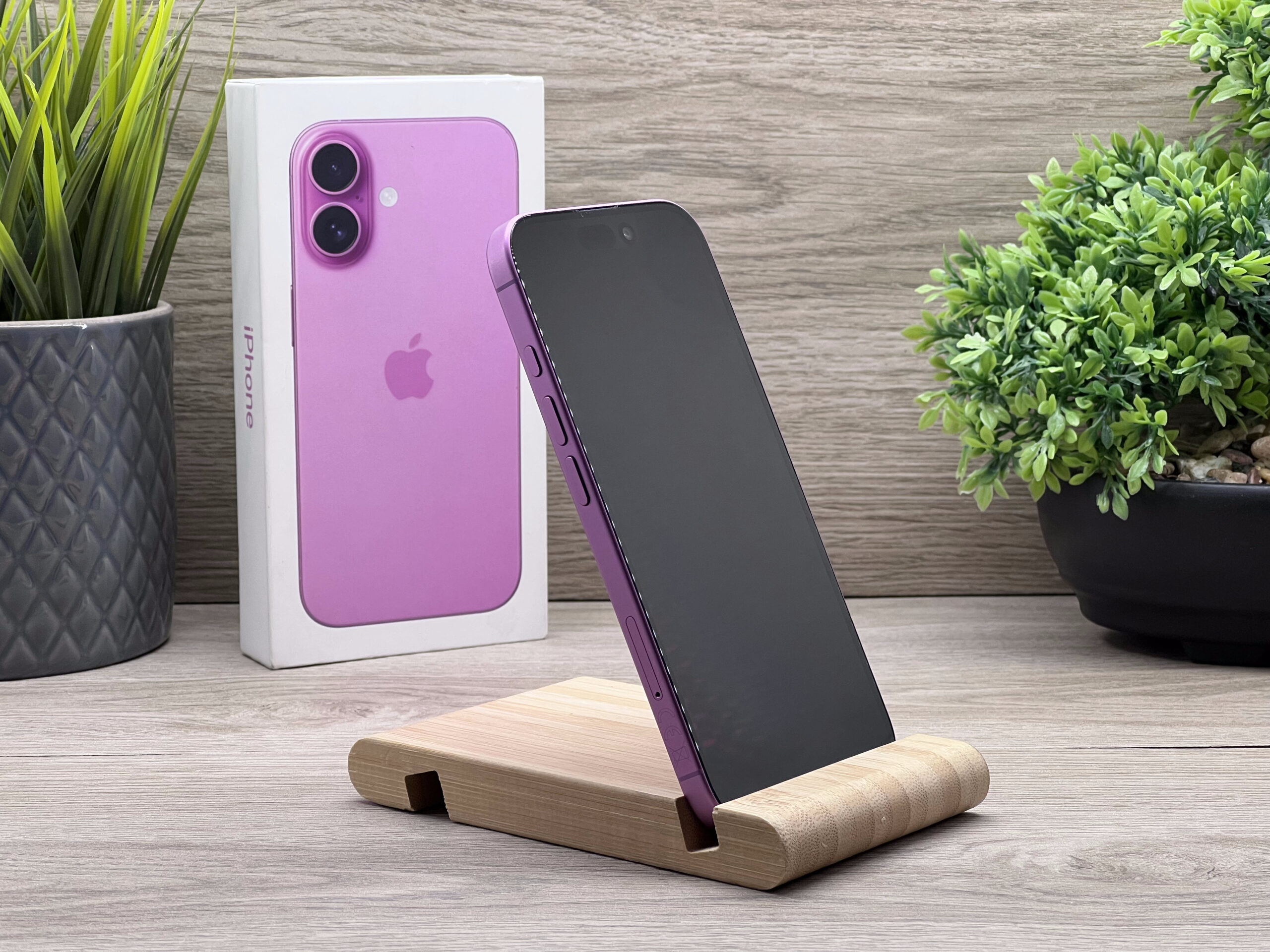 iPhone 16 Pink 128GB 2 ÉV Garanciával Számlával 100% Akku