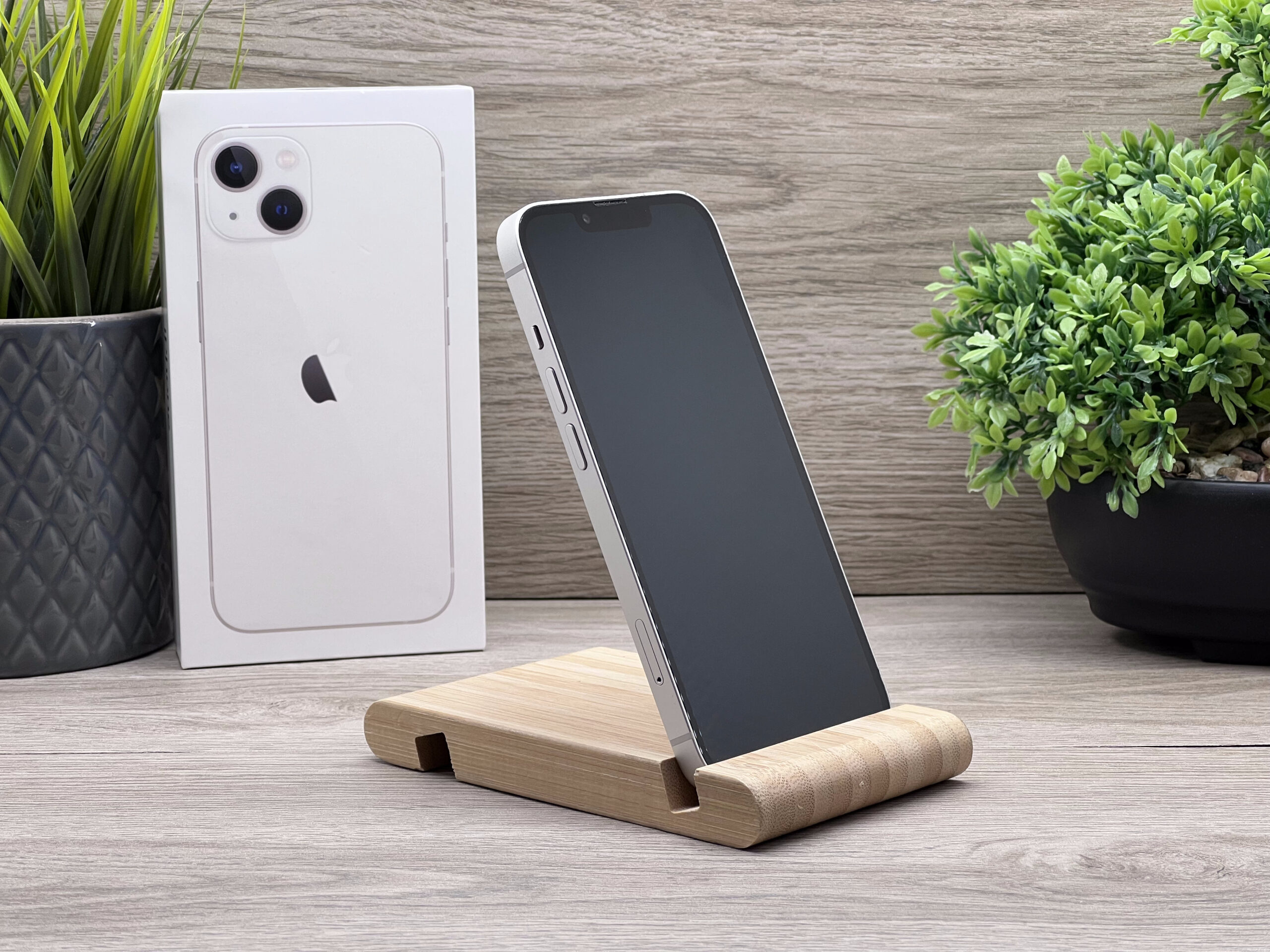 Hibátlan iPhone 13 Starlight 128GB 2 ÉV Garanciával Számlával 94% Akku