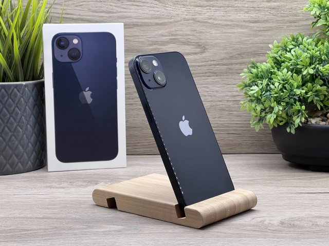 Hibátlan iPhone 13 Midnight 256GB 2 ÉV Garanciával Számlával 100% Akku