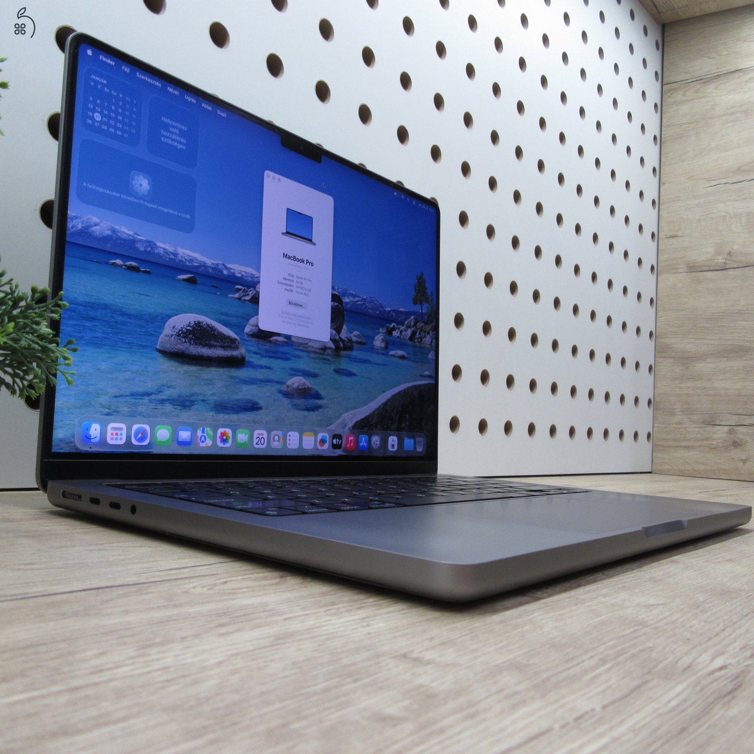 Apple MacBook Pro 14 (2021) M1 Pro 16GB/500GB – használt, szép – 86% akku