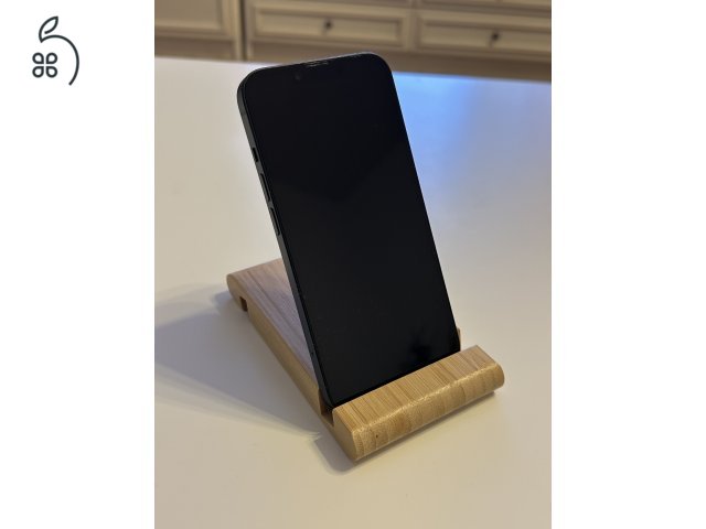 Éjfekete iPhone 14 128gb 84% akku