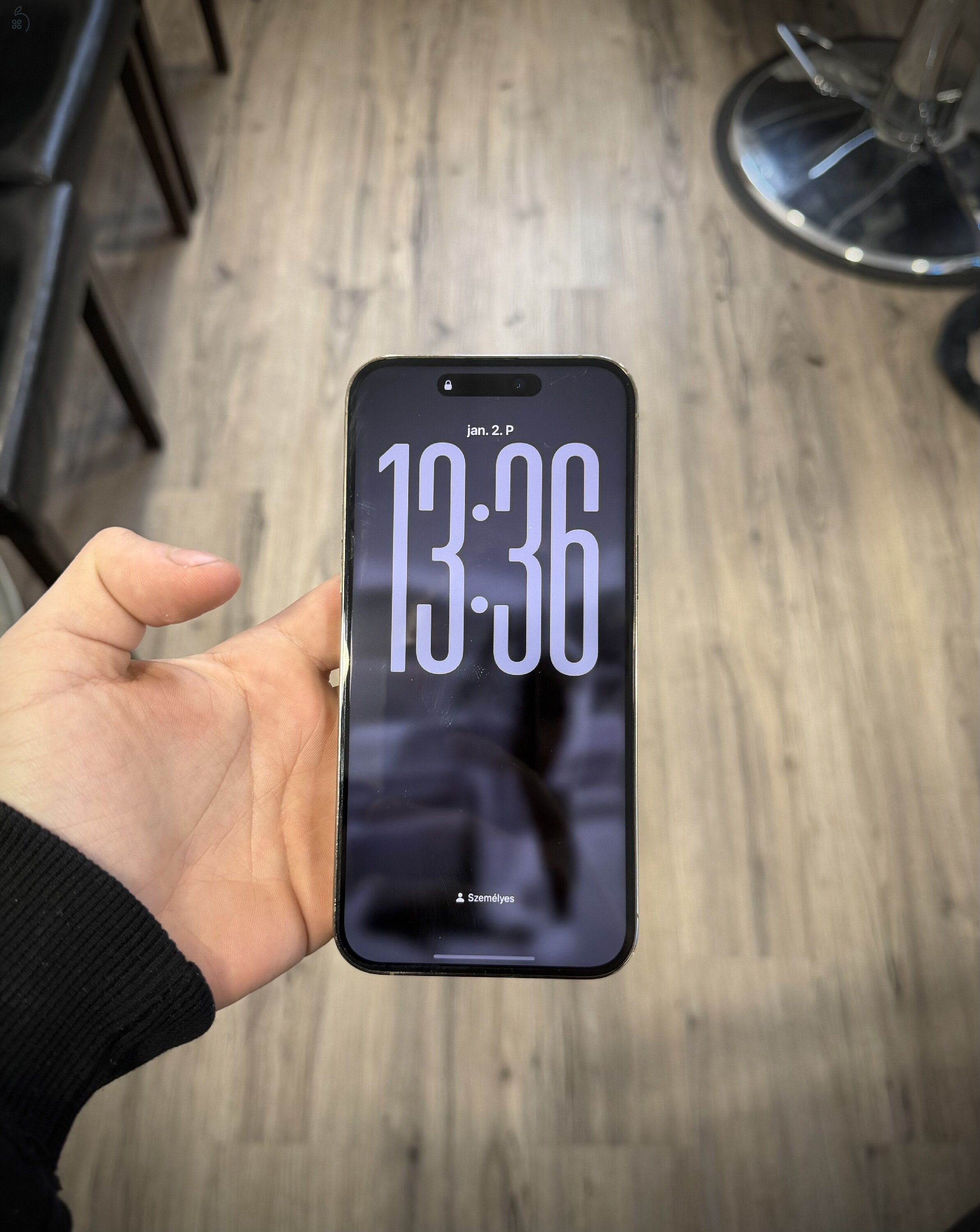 Eladó iPhone 14 Pro Max Gold 128GB - Szép állapotban, 89% akku!