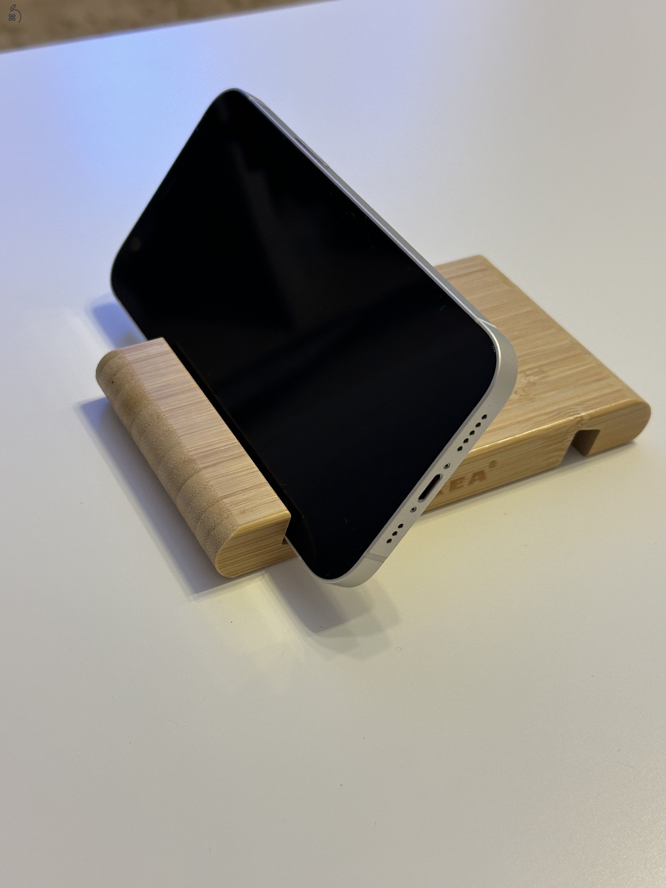 Gyönyörű állapotú iPhone 12 100% AKKU!